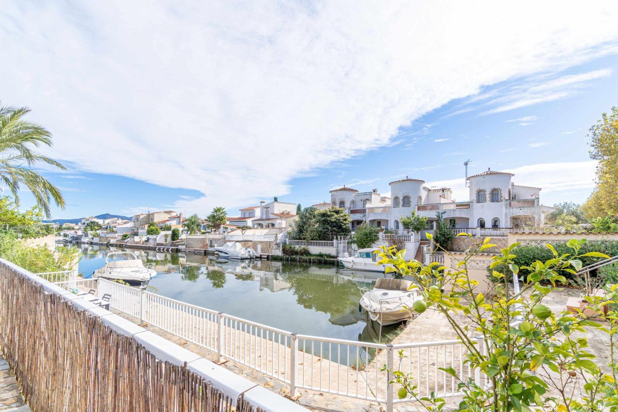 Jouvacations Villa Freser Empuriabrava Εξωτερικό φωτογραφία
